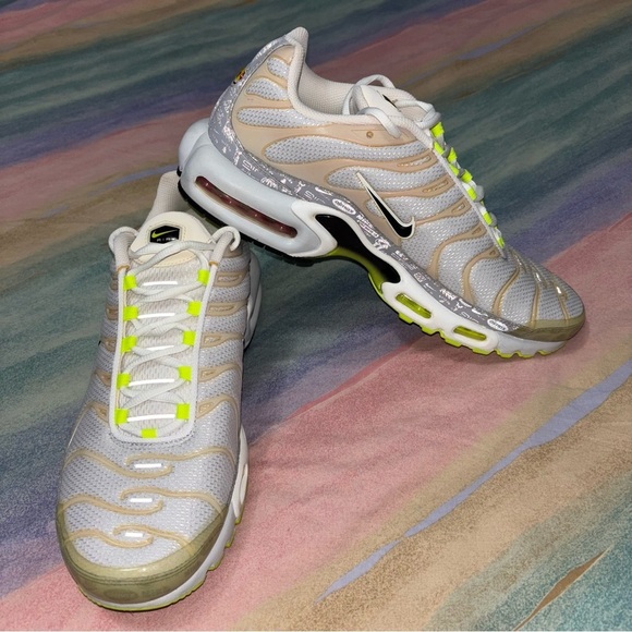 Nike Air Max Plus \'Reflective Logo\' White Sneaker men’s size 12 -  DB0682-002 TN main image 9